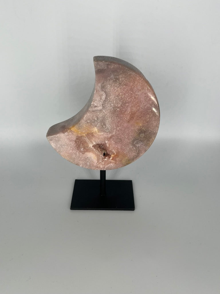 Księżyc z różowego ametystu