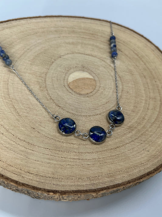 Naszyjnik z sodalitem