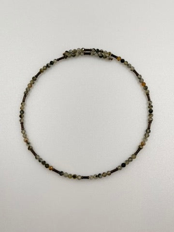 Choker z prehnitem