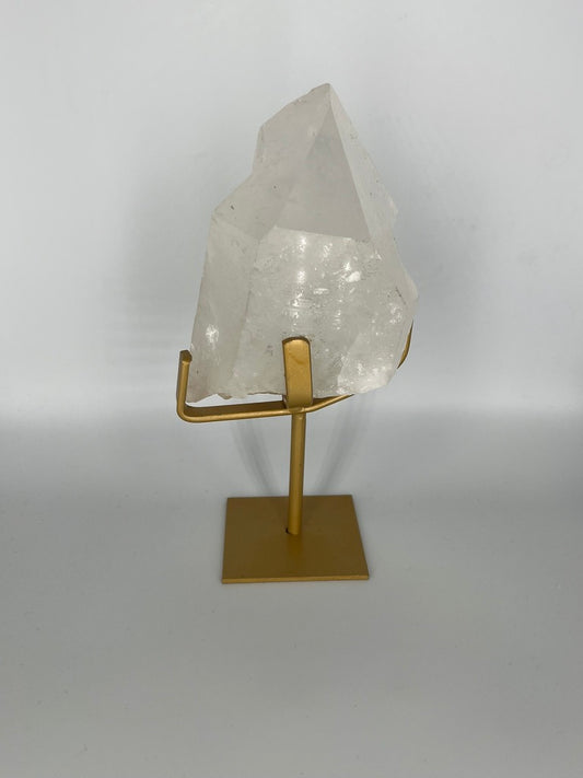 Kryształ górski na podstawce