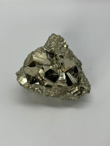 Piryt PY-R-GL-009