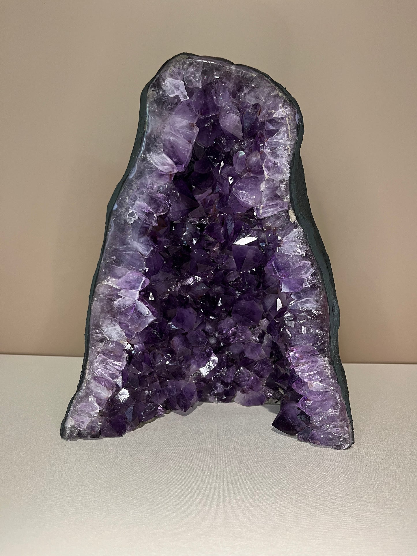 Katedra ametystowa, prawie 9 kg