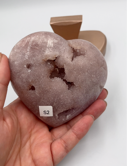 serce z różowego ametystu S2