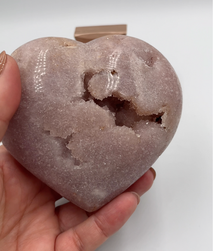 serce z różowego ametystu S2