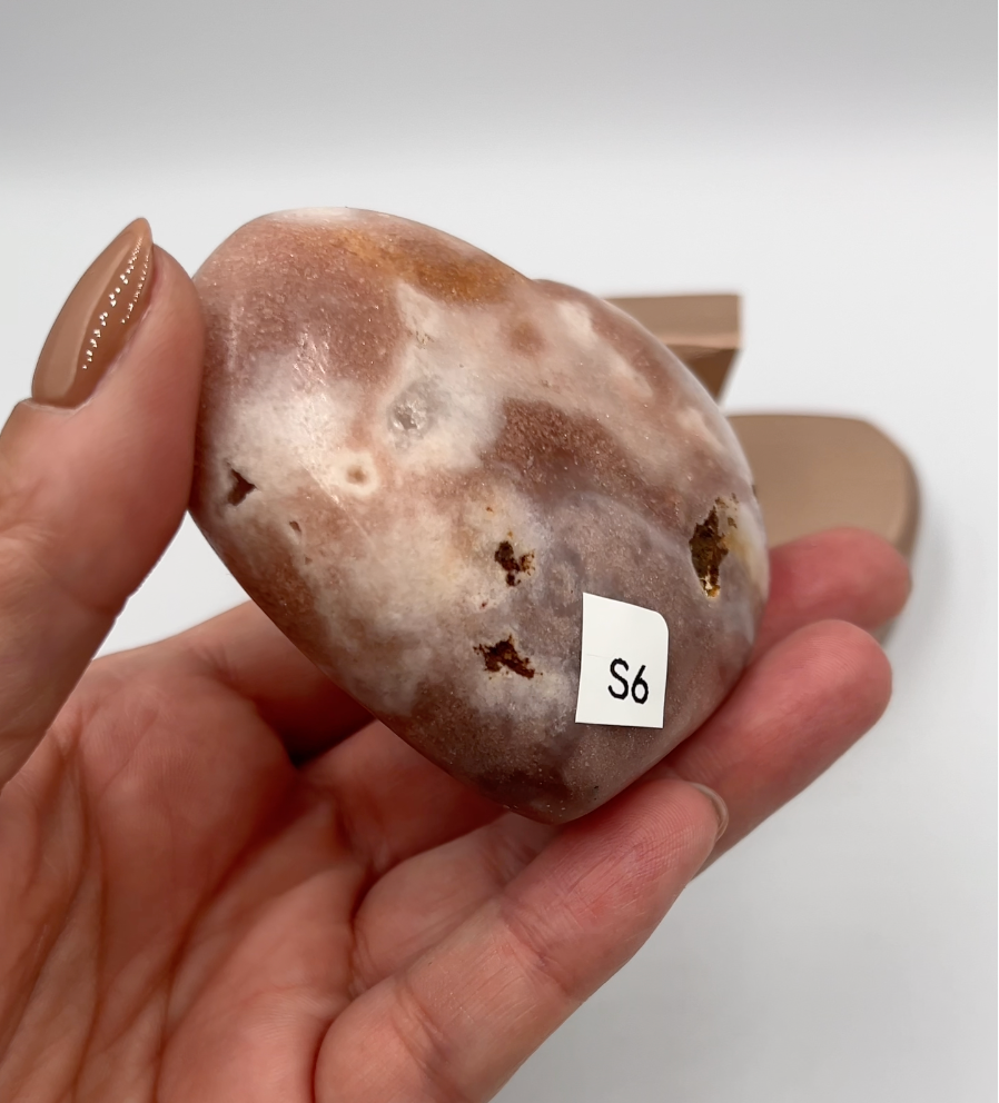 serce z różowego ametystu S6