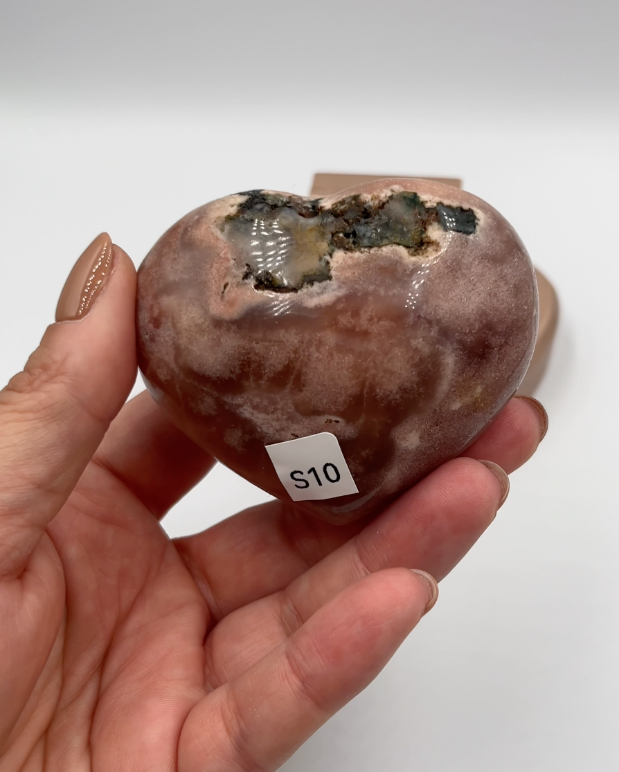 serce z różowego ametystu S10